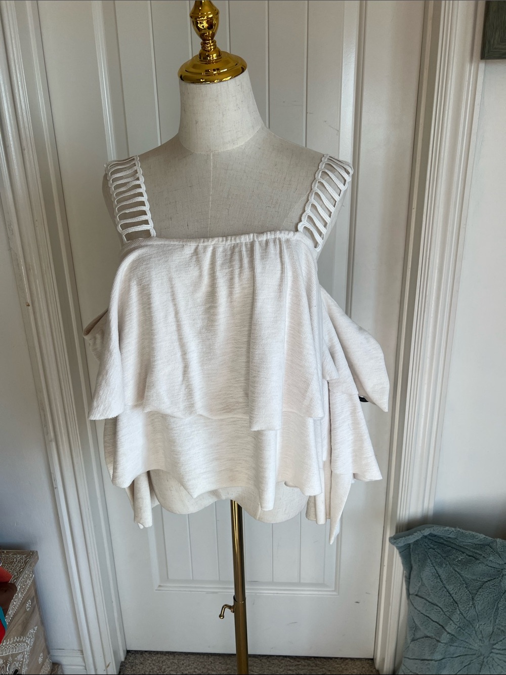 Moon River Women's White Ruffled Cold-Shoulder Top with Braided Straps